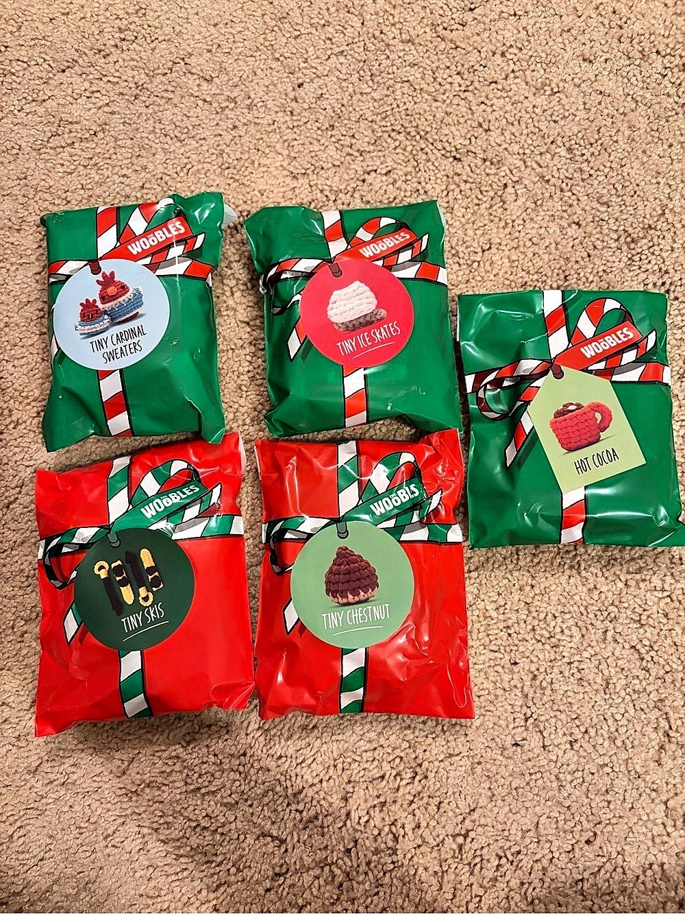 Woobles Tiny Holiday Collection 5-Piece Holiday Crochet Kit Set